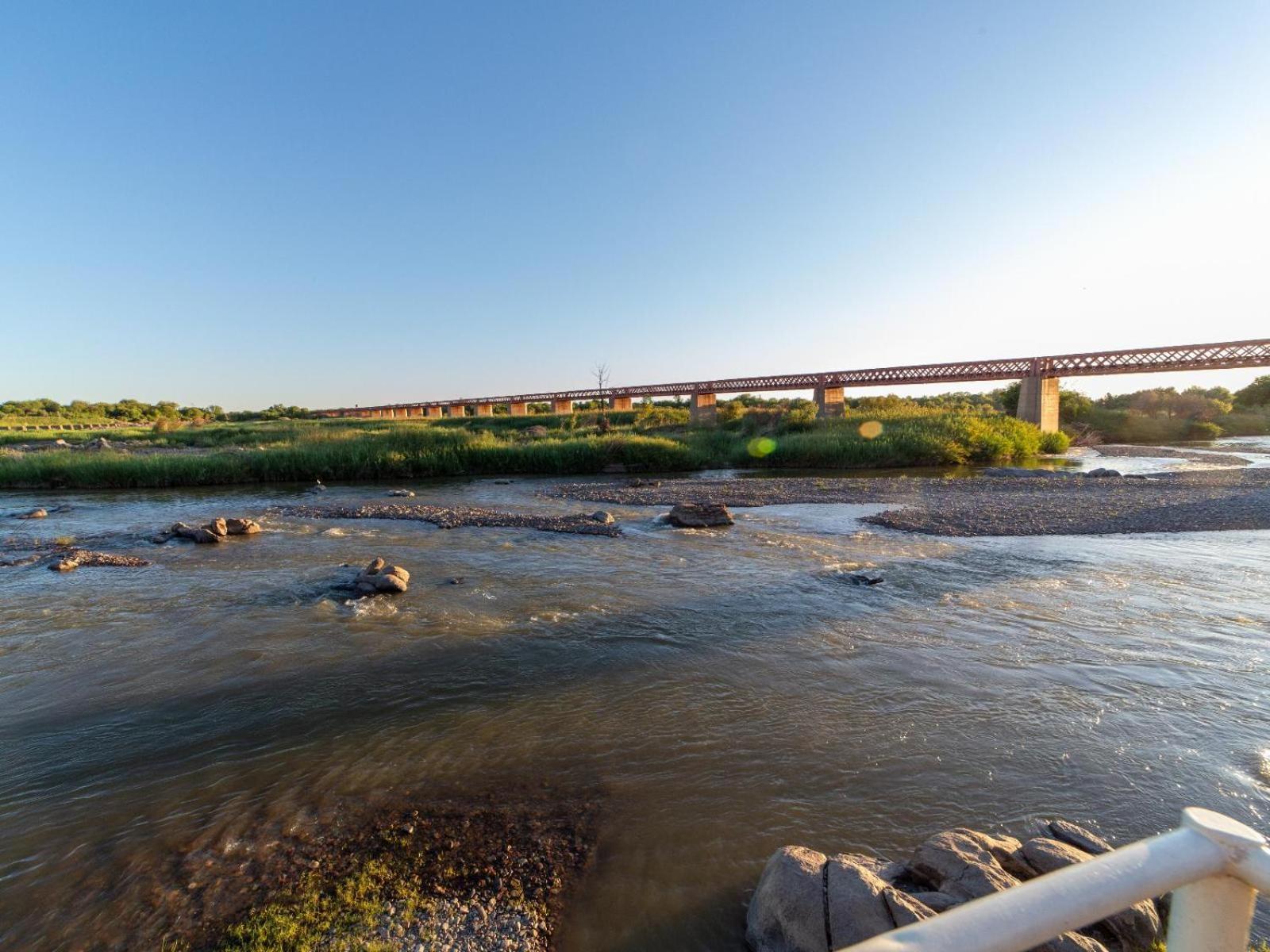 Sunriver Kalahari Lodge Riverside Stay In Upington Exteriör bild